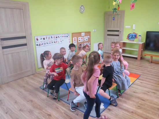 Delfinki, zdjęcia z zajęć, IV 2025